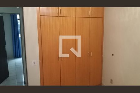 Apartamento para alugar com 2 quartos, 80m² em Jardim Goiás, Goiânia