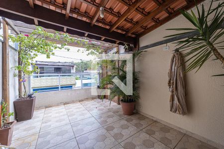 Varanda de casa à venda com 3 quartos, 101m² em Parque Savoy City, São Paulo