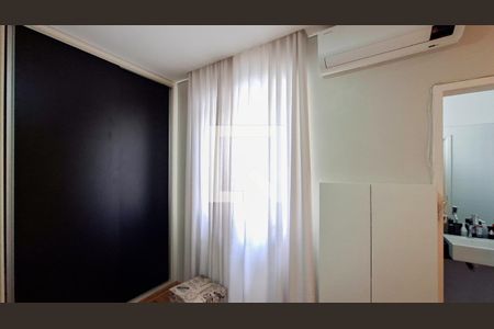 Quarto de casa à venda com 5 quartos, 310m² em Cidade Nova, Belo Horizonte