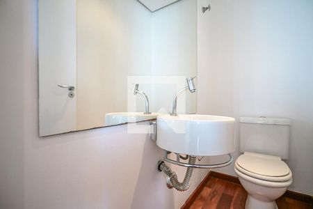 Lavabo de apartamento para alugar com 4 quartos, 210m² em Vila Andrade, São Paulo