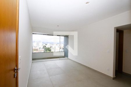 Sala de apartamento à venda com 3 quartos, 86m² em Padre Eustáquio, Belo Horizonte