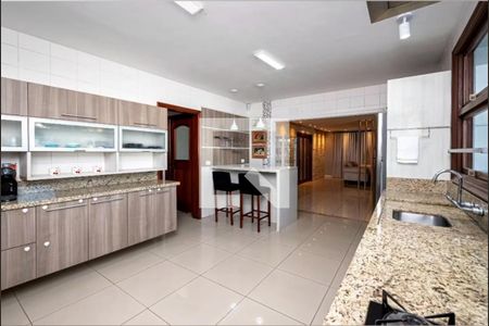 Cozinha  de casa à venda com 3 quartos, 420m² em Scharlau, São Leopoldo