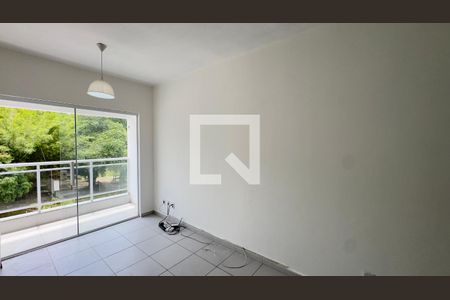 Sala e Varanda de apartamento para alugar com 2 quartos, 60m² em Caxito, Maricá
