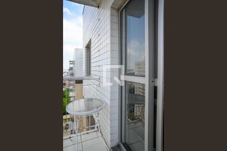 Varanda de apartamento para alugar com 2 quartos, 49m² em Parque Bristol, São Paulo