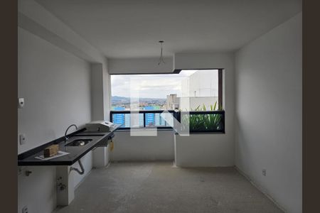 Sala e Cozinha integrada  de apartamento à venda com 2 quartos, 67m² em Jardim Flor da Montanha, Guarulhos