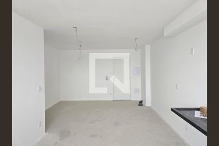 Sala e Cozinha integrada  de apartamento à venda com 2 quartos, 67m² em Jardim Flor da Montanha, Guarulhos