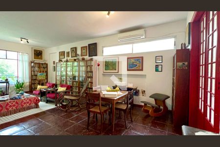 Sala de casa à venda com 3 quartos, 760m² em Sumaré, São Paulo