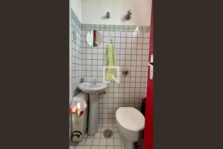 Lavabo de casa à venda com 3 quartos, 760m² em Sumaré, São Paulo