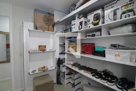 Quarto 1 de apartamento para alugar com 2 quartos, 48m² em Recreio dos Bandeirantes, Rio de Janeiro