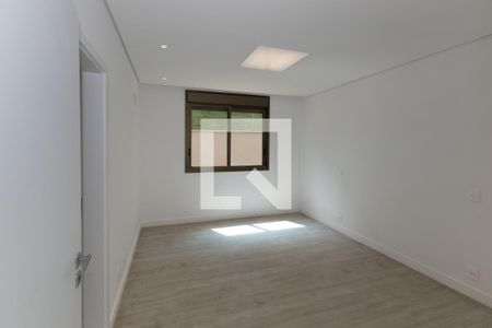 Suíte 2 de casa de condomínio à venda com 3 quartos, 455m² em Quintas do Sol, Nova Lima