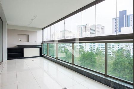 Apartamento à venda com 4 quartos, 227m² em Belvedere, Belo Horizonte