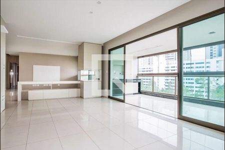 Apartamento à venda com 4 quartos, 227m² em Belvedere, Belo Horizonte