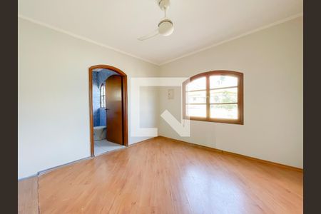 Suíte de casa à venda com 4 quartos, 390m² em Km 18, Osasco