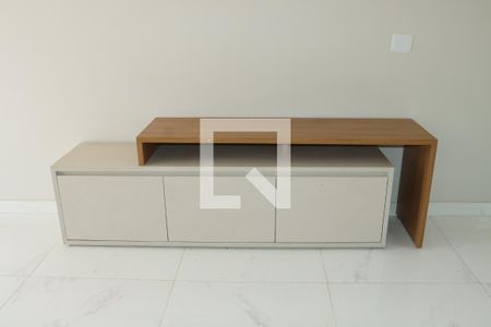 Casa de Condomínio para alugar com 3 quartos, 100m² em Jardim Ipes, Cotia