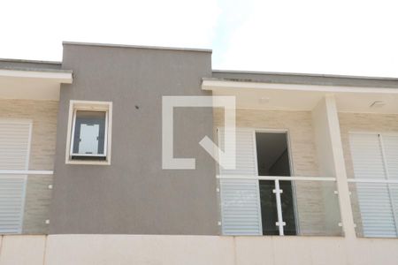 Casa de Condomínio para alugar com 3 quartos, 100m² em Jardim Ipes, Cotia