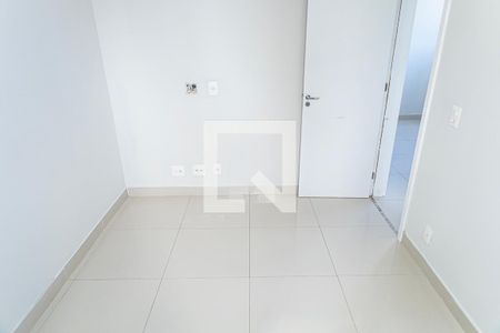 Quarto 2 de apartamento para alugar com 2 quartos, 60m² em São João Batista, Belo Horizonte