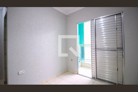 Suíte 2 de casa para alugar com 2 quartos, 55m² em Jardim Cinco de Julho, São Paulo