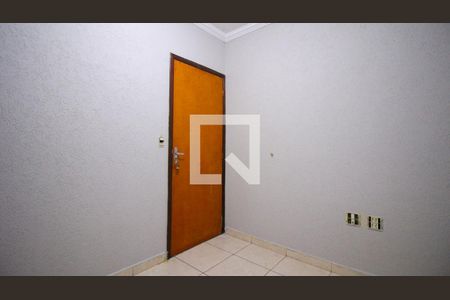 Suíte 1 de casa para alugar com 2 quartos, 55m² em Jardim Cinco de Julho, São Paulo