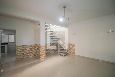 Sala de casa para alugar com 3 quartos, 100m² em Porto da Pedra, São Gonçalo