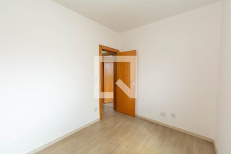 QUARTO1 de apartamento para alugar com 3 quartos, 110m² em Caiçara-adelaide, Belo Horizonte