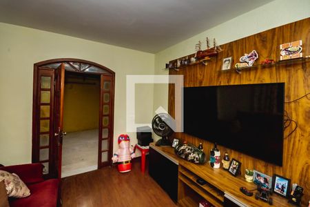 Casa à venda com 4 quartos, 365m² em São João Batista, Belo Horizonte