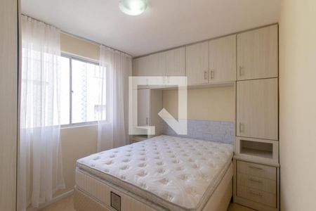 Quarto 1 de apartamento para alugar com 2 quartos, 54m² em Água Verde, Curitiba