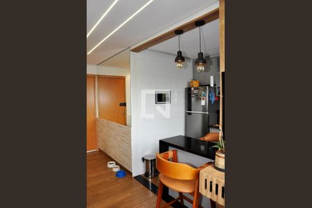 Detalhe - Sala e Sala de Jantar de apartamento à venda com 2 quartos, 46m² em Jardim Iris, São Paulo