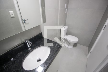 Studio - Banheiro de kitnet/studio para alugar com 1 quarto, 20m² em Santo Amaro, São Paulo