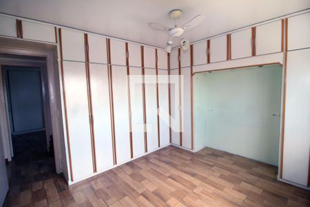 Quarto 1 de apartamento à venda com 2 quartos, 70m² em Olaria, Rio de Janeiro