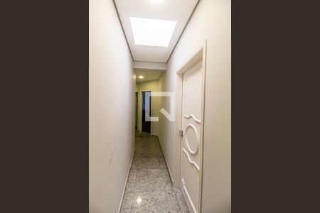 Corredor de casa de condomínio à venda com 5 quartos, 450m² em Residencial Nove (alphaville), Santana de Parnaíba