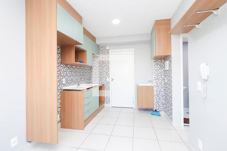 Sala/Cozinha de apartamento para alugar com 2 quartos, 32m² em Vila Nova Curuca, São Paulo