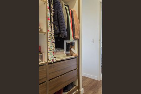 Closet da Suíte 1 de apartamento à venda com 2 quartos, 60m² em Independência, São Bernardo do Campo