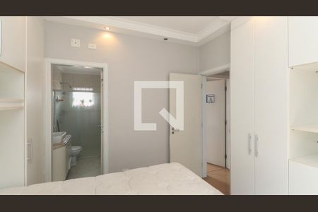 Suíte de casa de condomínio para alugar com 3 quartos, 432m² em Vila Maria Alta, São Paulo