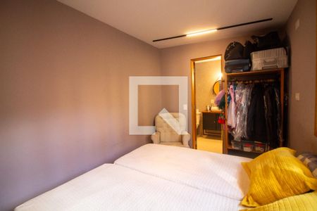 Suíte 1 de casa para alugar com 4 quartos, 140m² em Vila Cordeiro, São Paulo