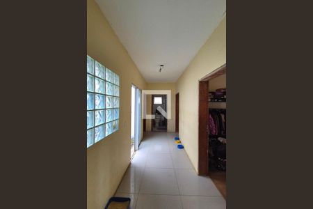 Corredor  de casa para alugar com 3 quartos, 286m² em Jardim dos Oliveiras, Campinas