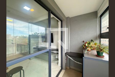 Sacada  de kitnet/studio para alugar com 1 quarto, 28m² em Brooklin, São Paulo