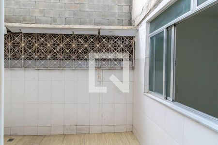 Vista da Sala de apartamento à venda com 2 quartos, 68m² em Olaria, Rio de Janeiro