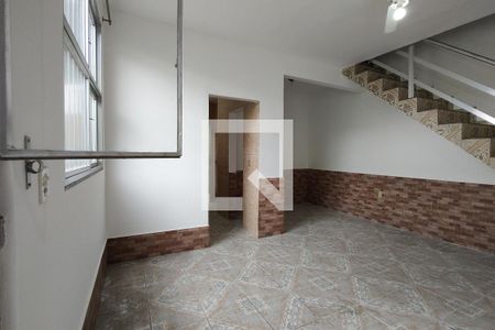 Sala de casa para alugar com 1 quarto, 100m² em Taquara, Rio de Janeiro