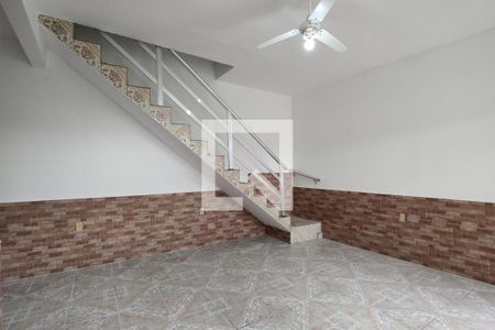 Sala de casa para alugar com 1 quarto, 100m² em Taquara, Rio de Janeiro