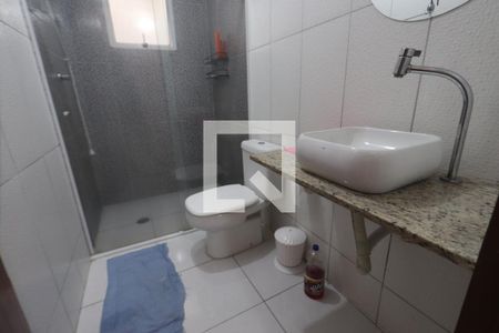 Banheiro da Suíte de casa para alugar com 2 quartos, 150m² em Jardim Adutora, São Paulo