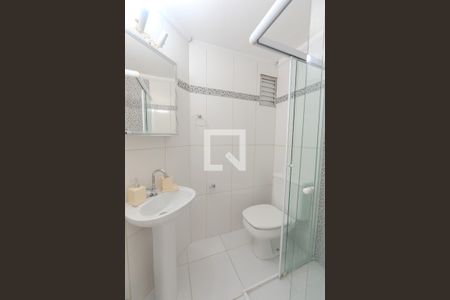 Banheiro de apartamento para alugar com 1 quarto, 25m² em Bela Vista, São Paulo