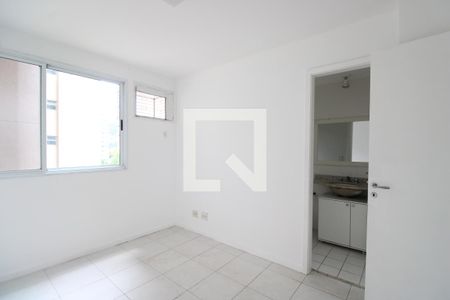 Suíte 1 de apartamento à venda com 4 quartos, 134m² em Barra Olímpica, Rio de Janeiro