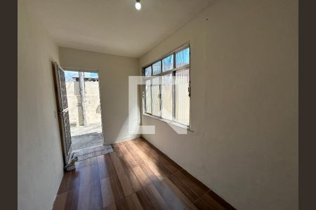 Sala de casa para alugar com 2 quartos, 60m² em Rocha Miranda, Rio de Janeiro