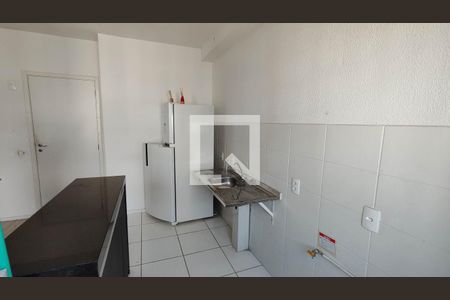 Cozinha e Área de Serviço de apartamento para alugar com 2 quartos, 42m² em Vila Perracini, Poá