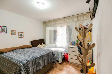 Quarto 1 de casa à venda com 5 quartos, 250m² em Vila Pirajussara, São Paulo