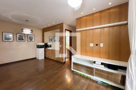 Sala de apartamento para alugar com 3 quartos, 77m² em Dos Ortizes, Valinhos