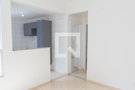 Sala de apartamento para alugar com 2 quartos, 43m² em Cosmos, Rio de Janeiro