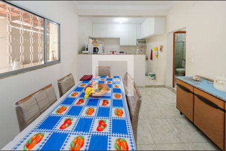Sala de jantar de casa à venda com 3 quartos, 174m² em Vista Alegre, Belo Horizonte