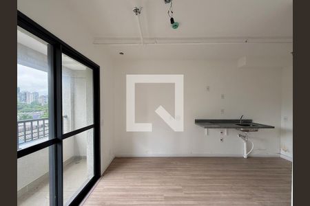 Quarto de kitnet/studio à venda com 0 quarto, 24m² em Vila Cordeiro, São Paulo