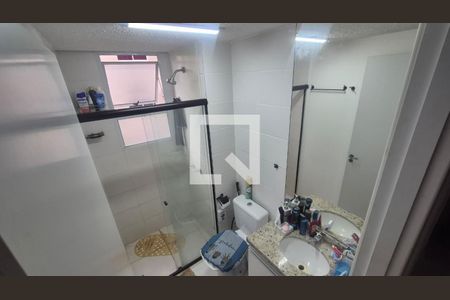 Banheiro 1 de apartamento para alugar com 2 quartos, 46m² em Taquara, Rio de Janeiro